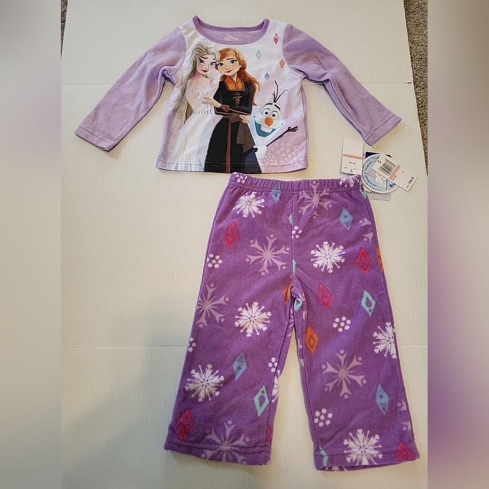 Disney Frozen 2T Pajama 2 Piece Set Pants &‎ Shirt NWT Elisa Anna Fleece